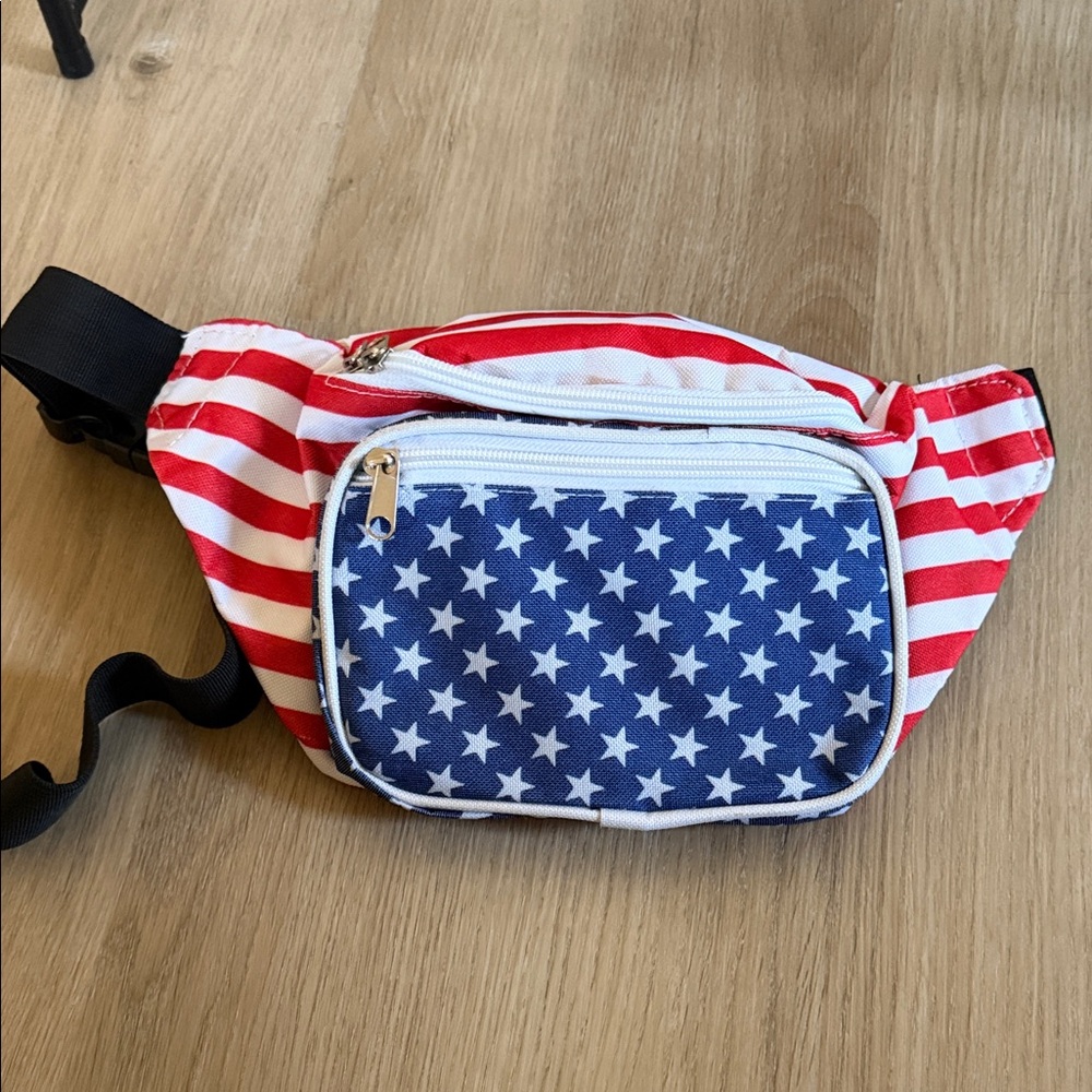 Patriotic Stars and Stripes Fanny Pack